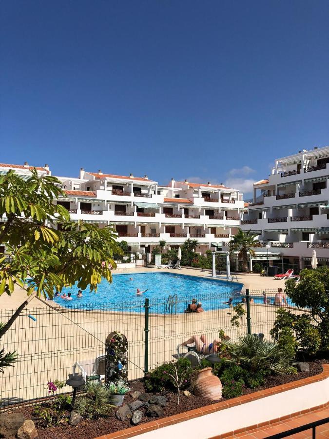 Apartamento De 1 Dormitorio En Victoria Court 2 Los Cristianos. Los Cristianos  Exterior photo